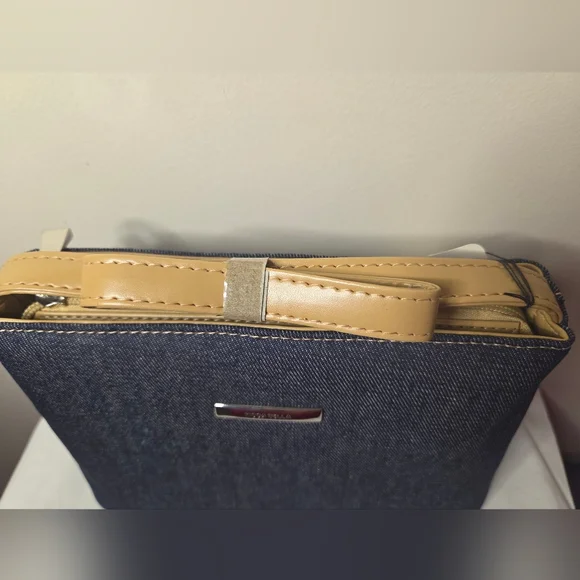 Modabella Denim Crossbody Purse NEW - Picture 3 of 6